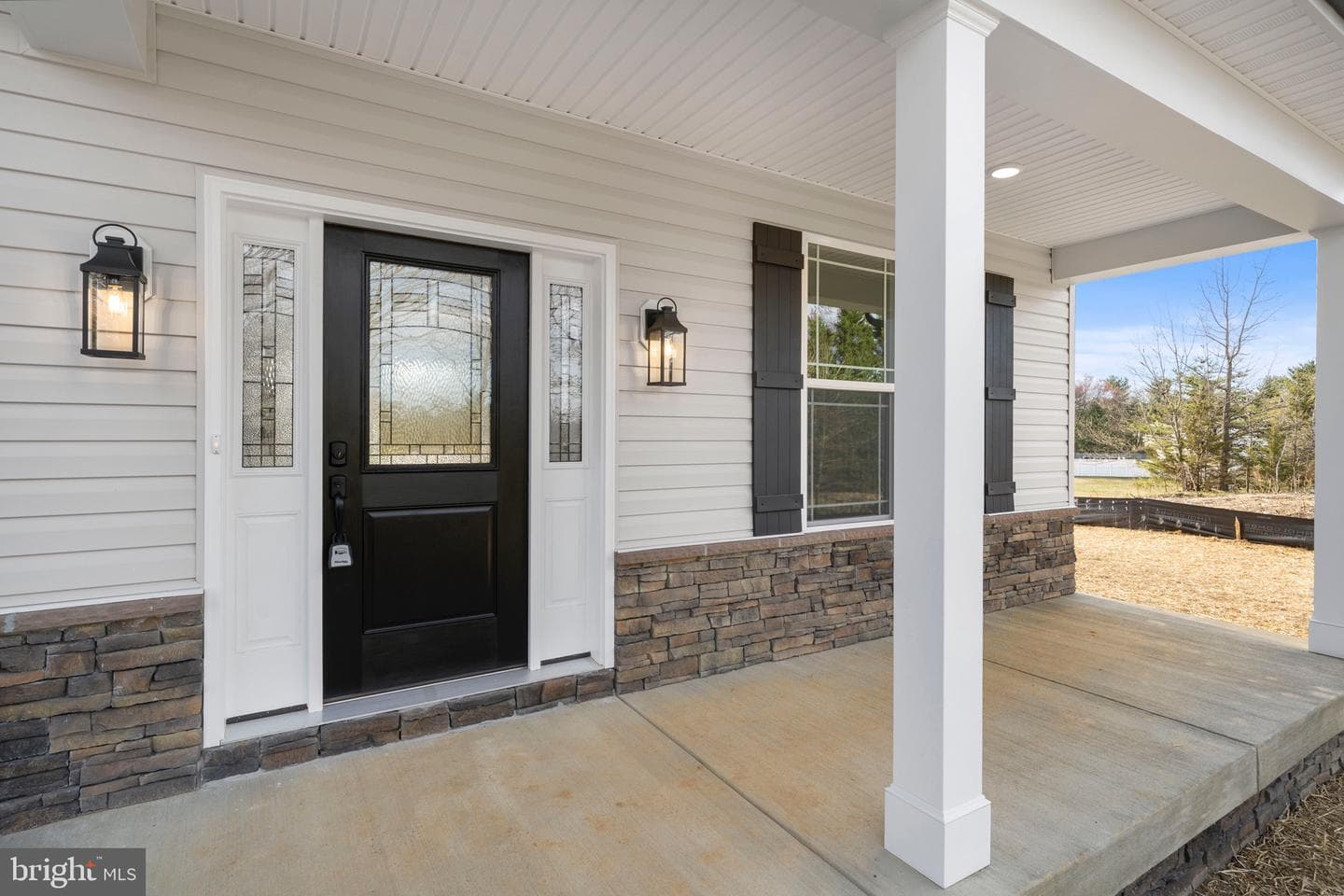 28590 Old Village Road photo 5