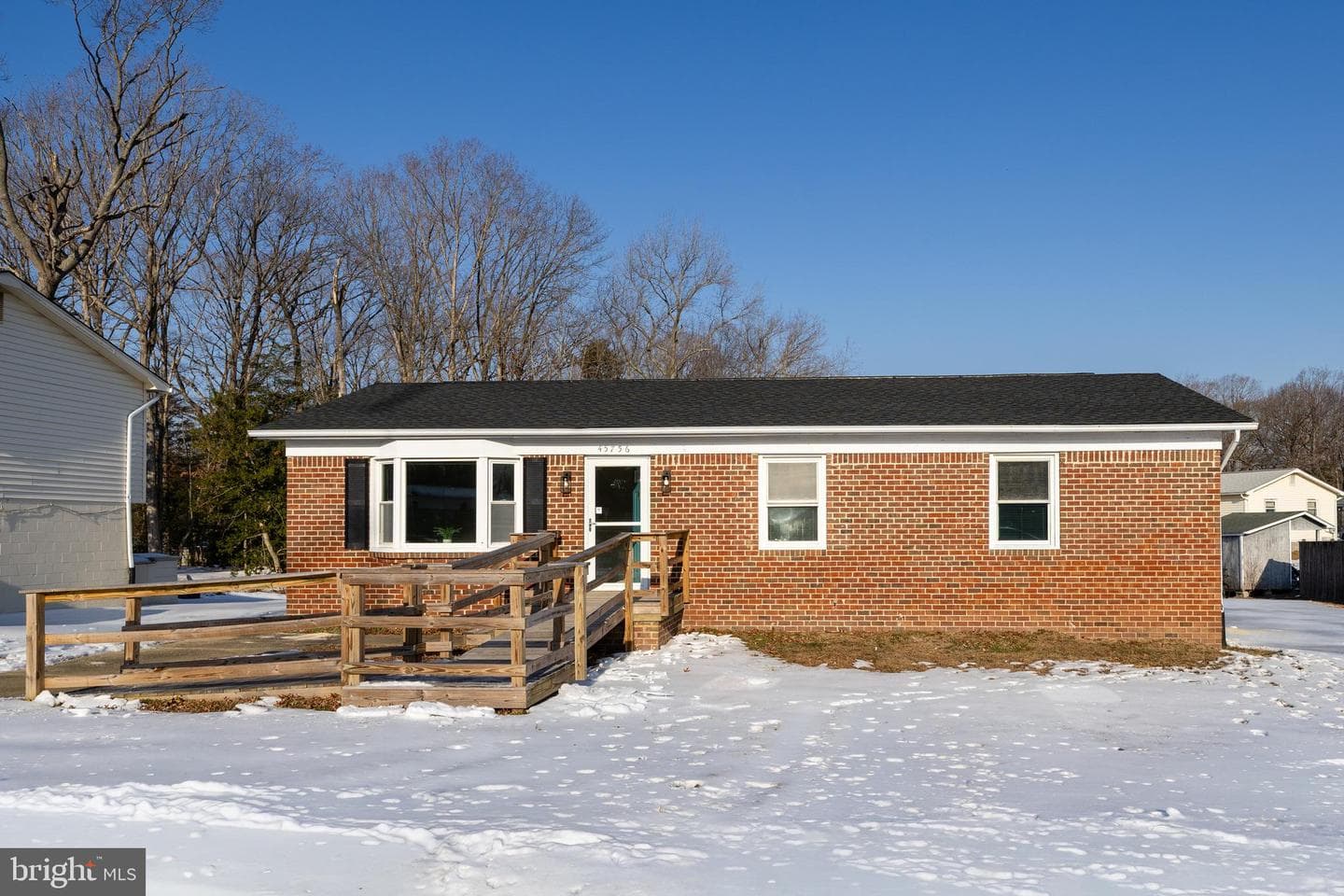 45756 Sayre Drive photo 26