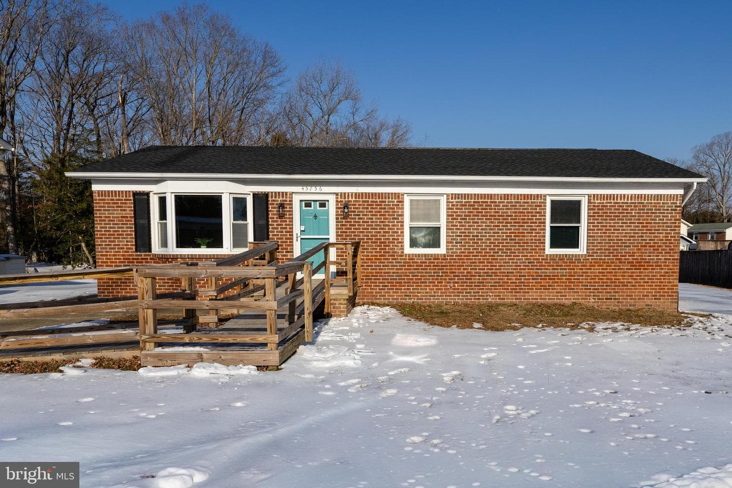 45756 Sayre Drive photo 28