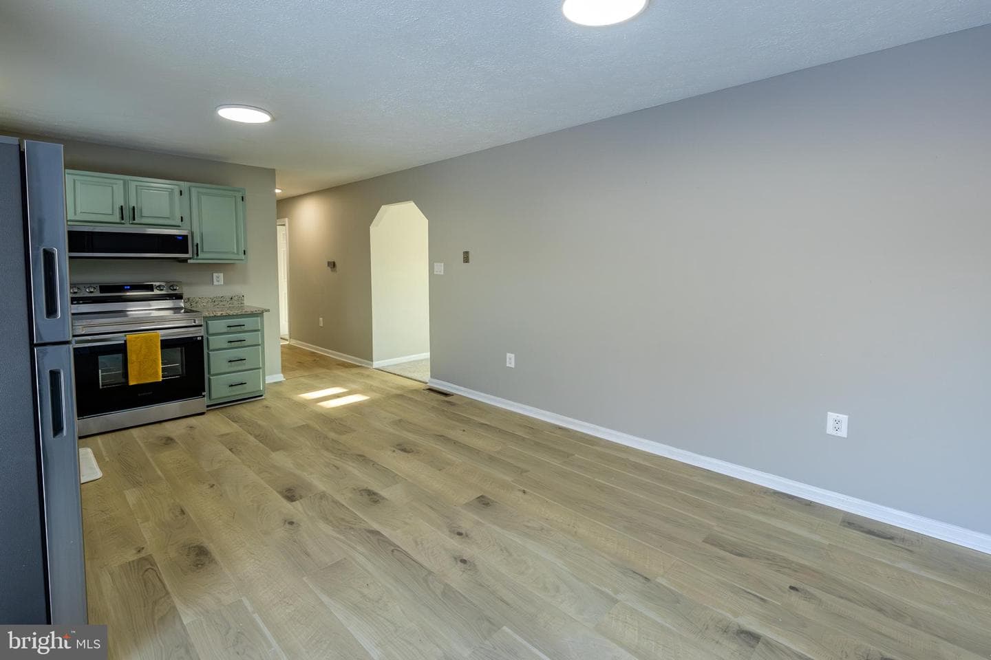 45756 Sayre Drive photo 7