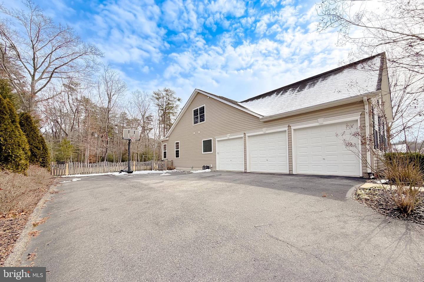 22884 Thornbury Drive photo 45