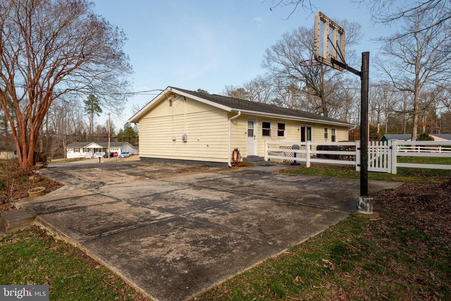44125 Louisdale Road photo 31