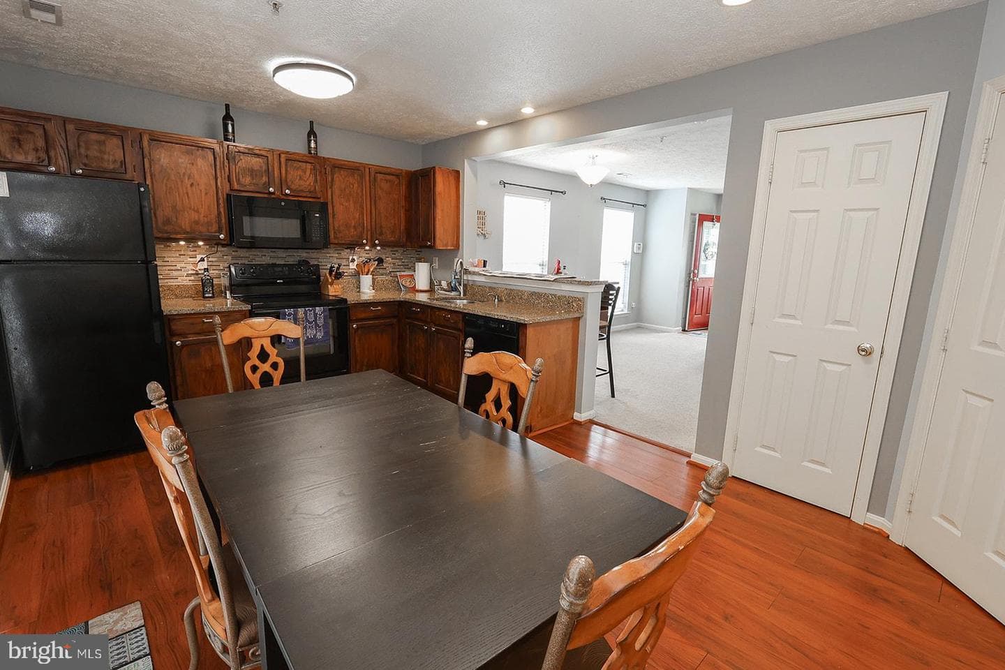 22141 Saint Leonards Circle photo 16