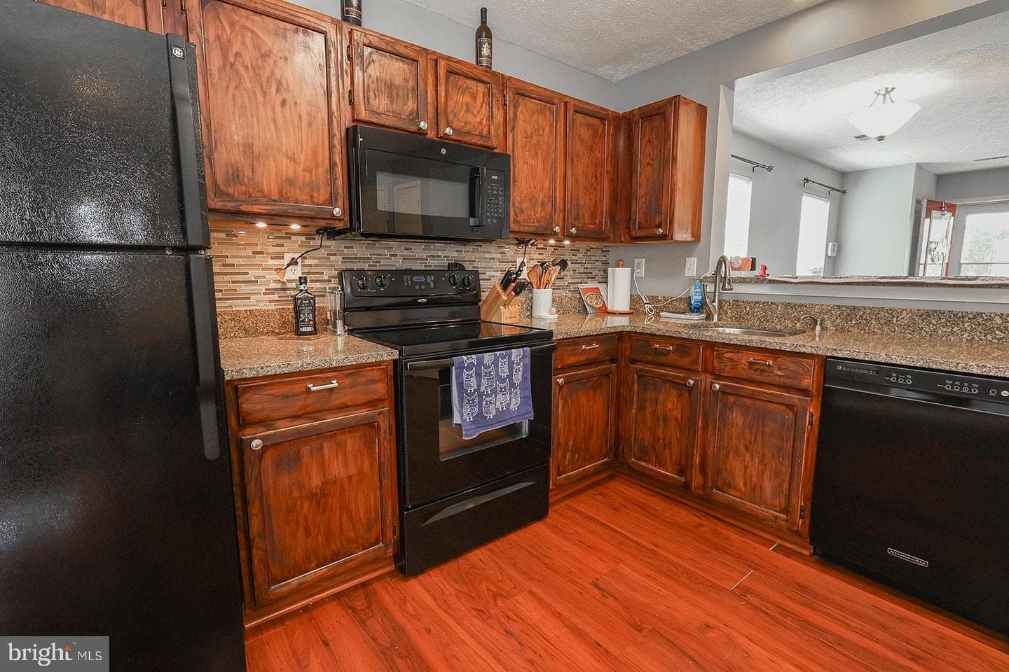 22141 Saint Leonards Circle photo 17