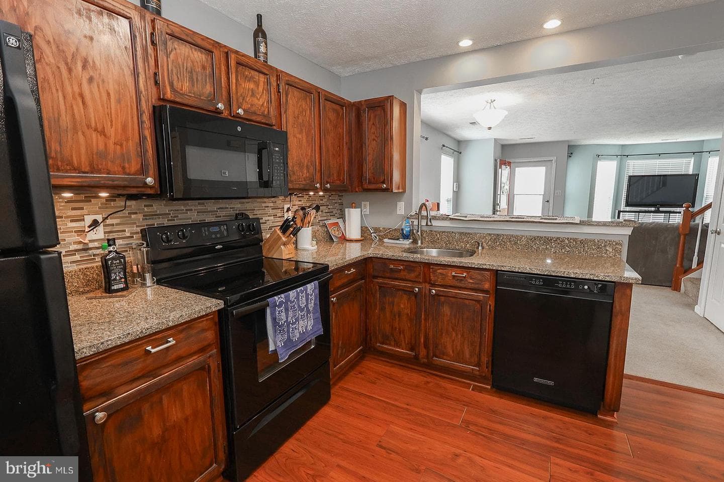 22141 Saint Leonards Circle photo 20