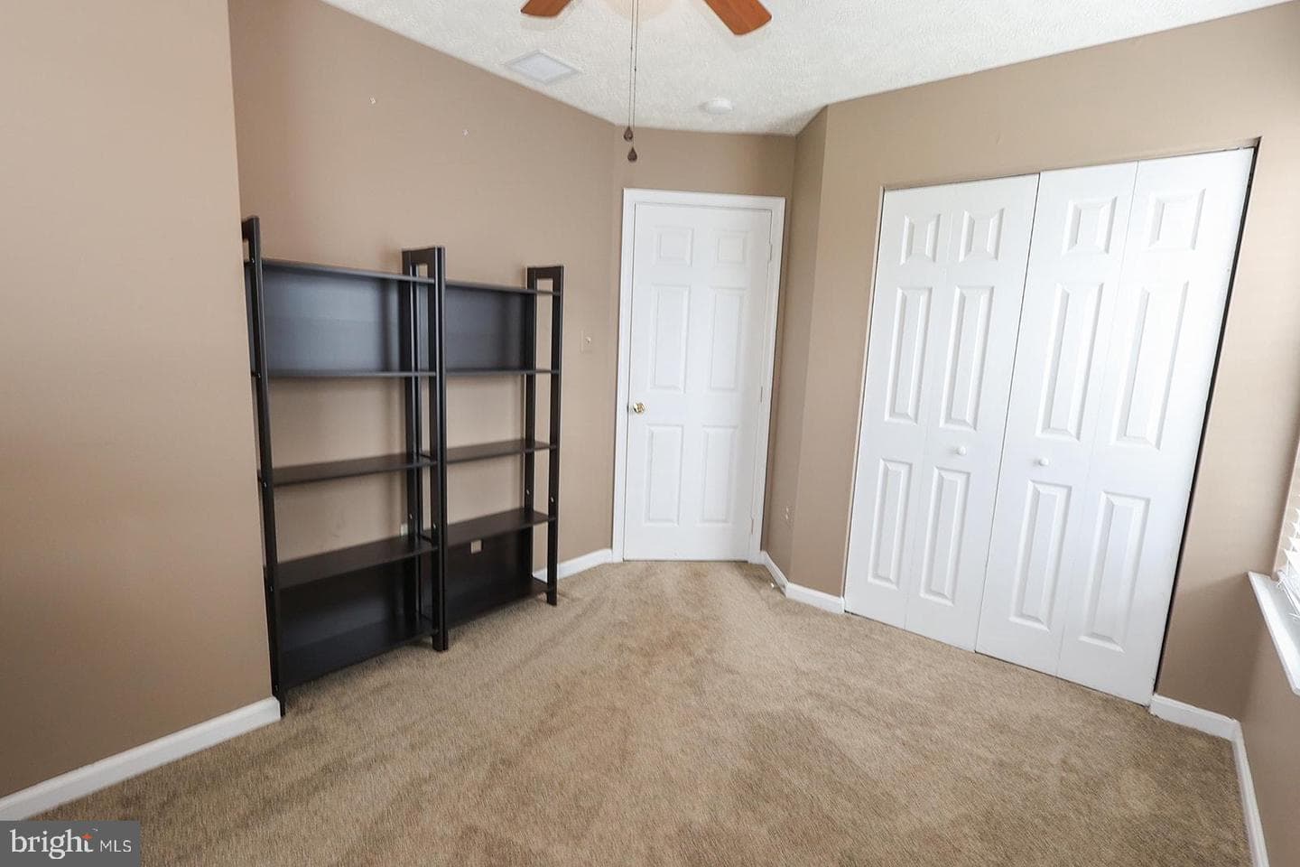 22141 Saint Leonards Circle photo 37