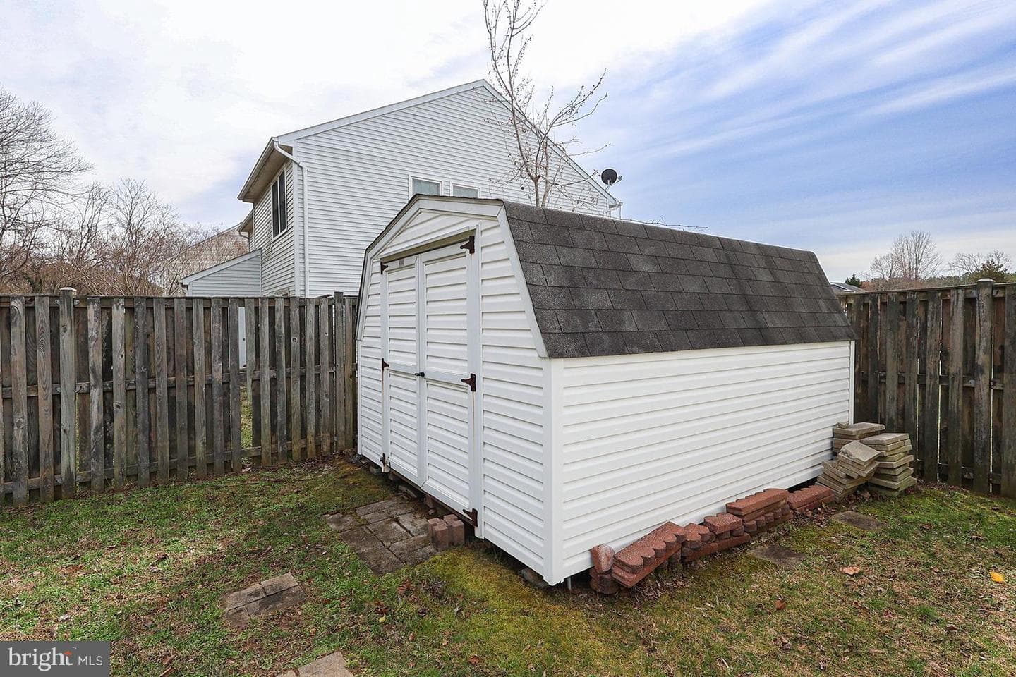 22141 Saint Leonards Circle photo 47