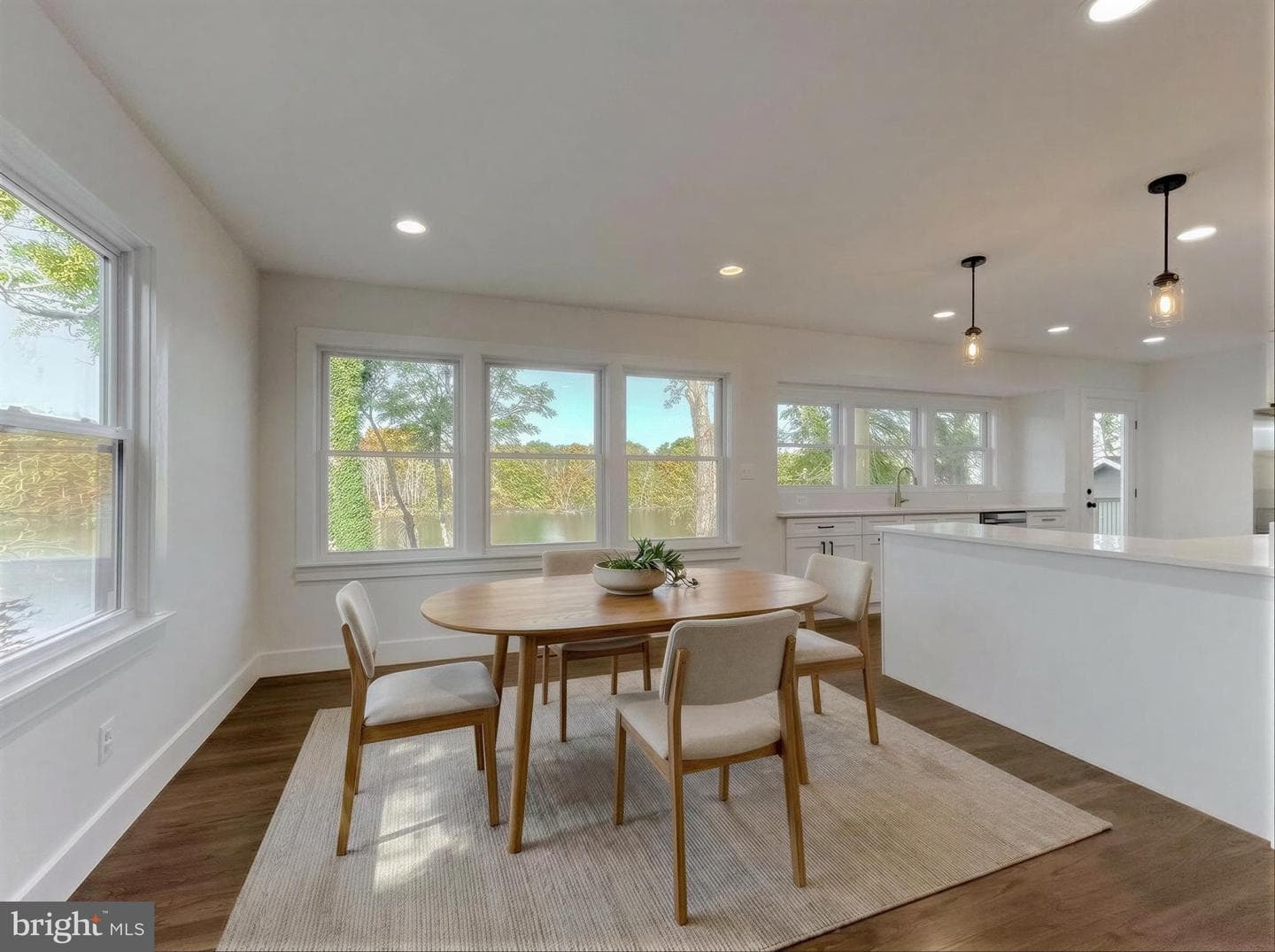 43088 Island View photo 11