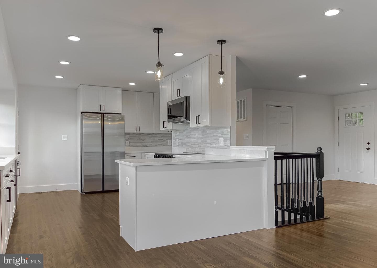 43088 Island View photo 13