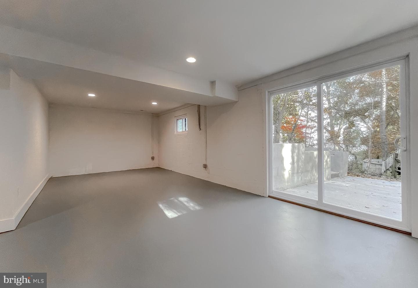 43088 Island View photo 43