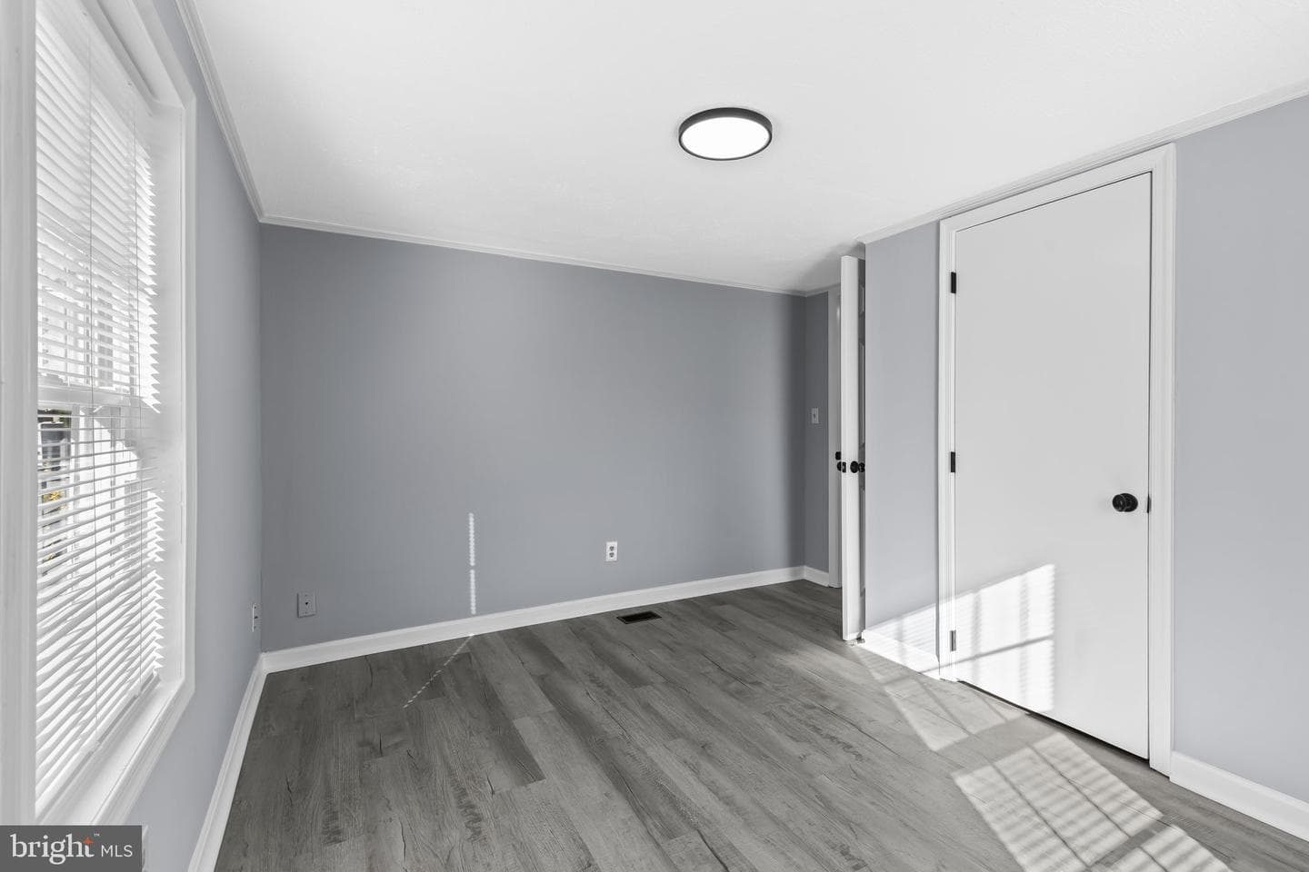 21488 Forest Run Drive photo 25