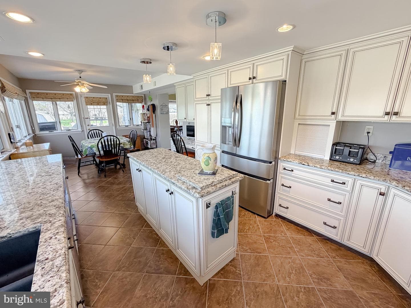49716 Airedele Road photo 5