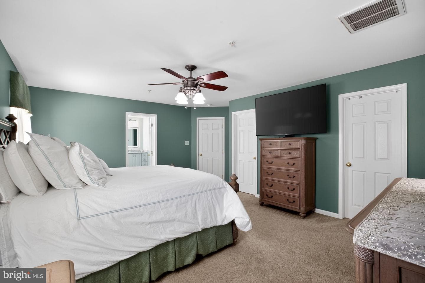 23116 Lilac Street photo 4