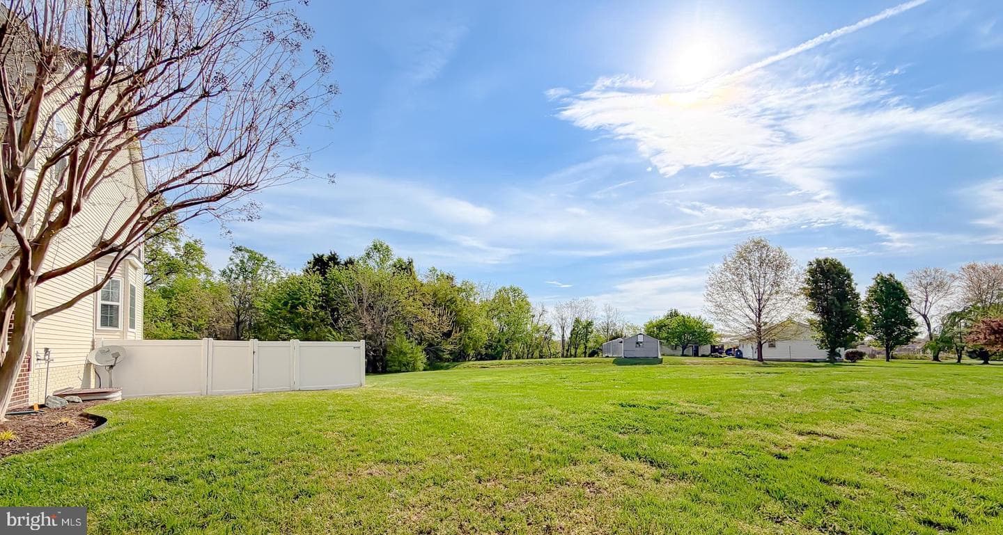 23592 Belmar Drive photo 3