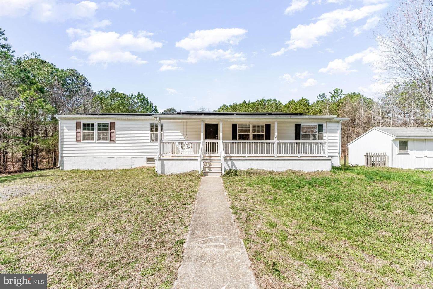 18690 Saint Jeromes Neck Road photo 2