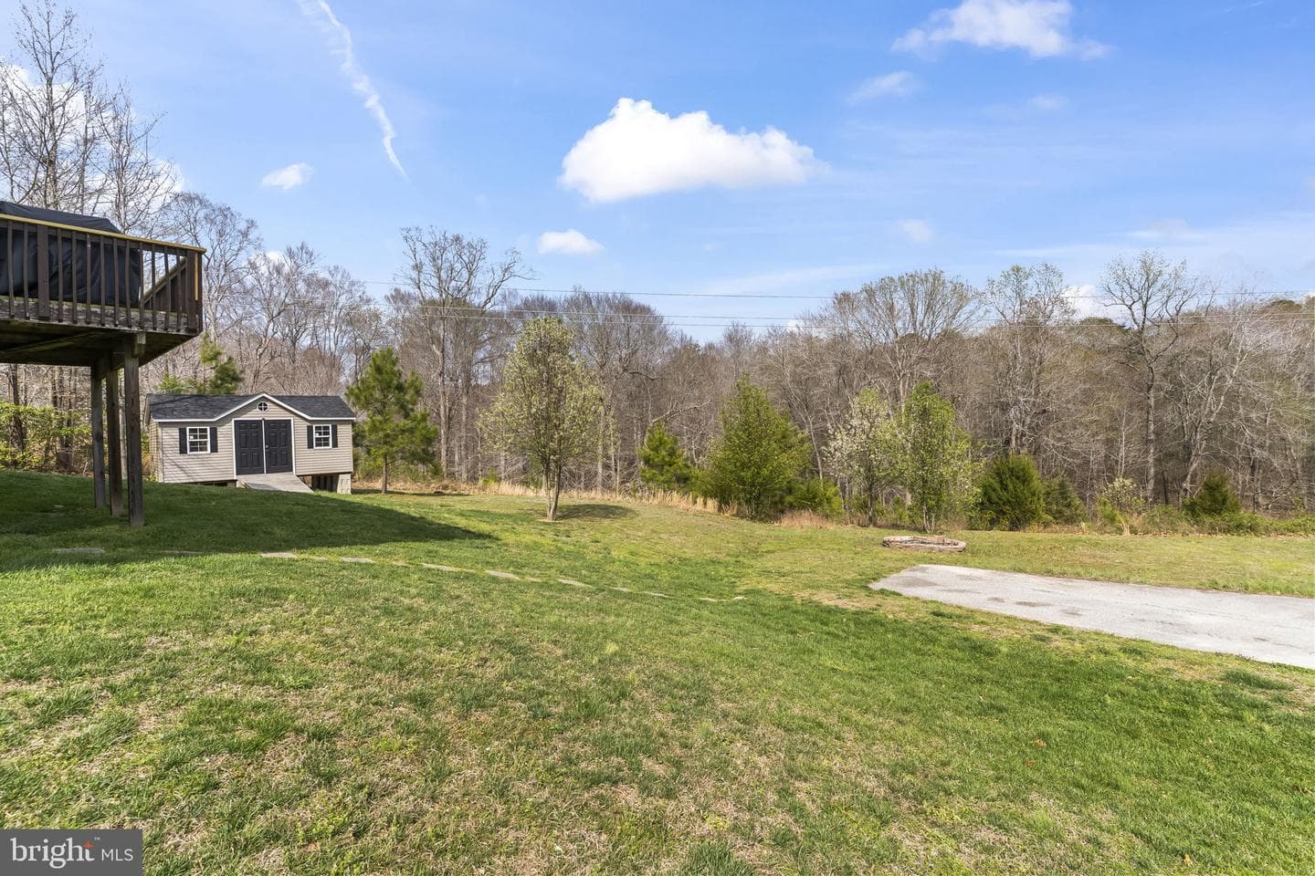 46976 Pembrooke Street photo 47