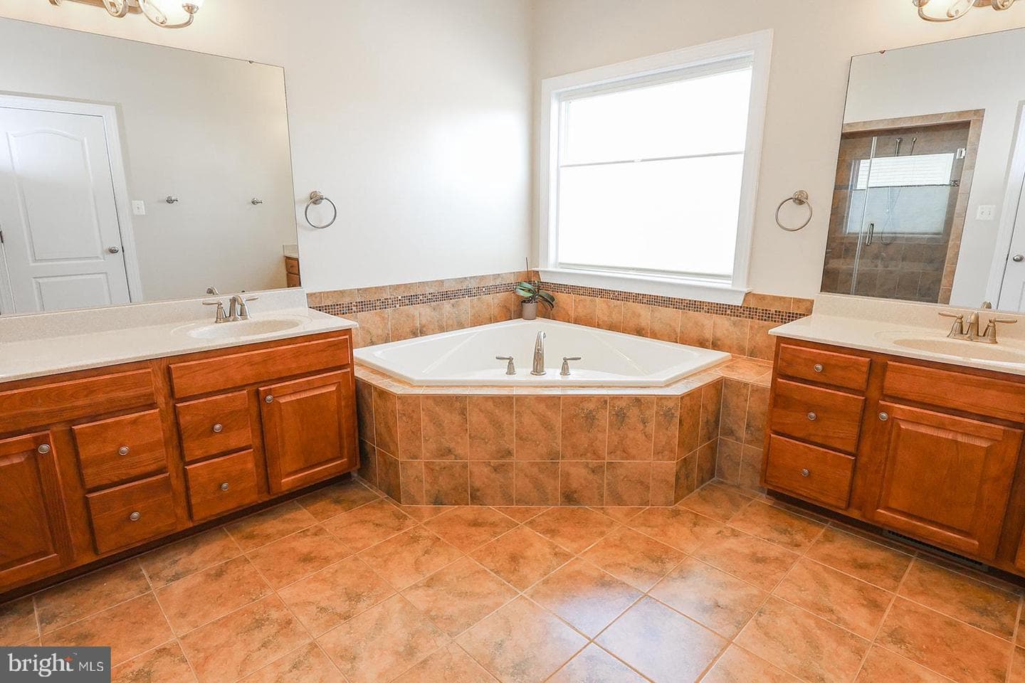 24541 Broad Creek Drive photo 30