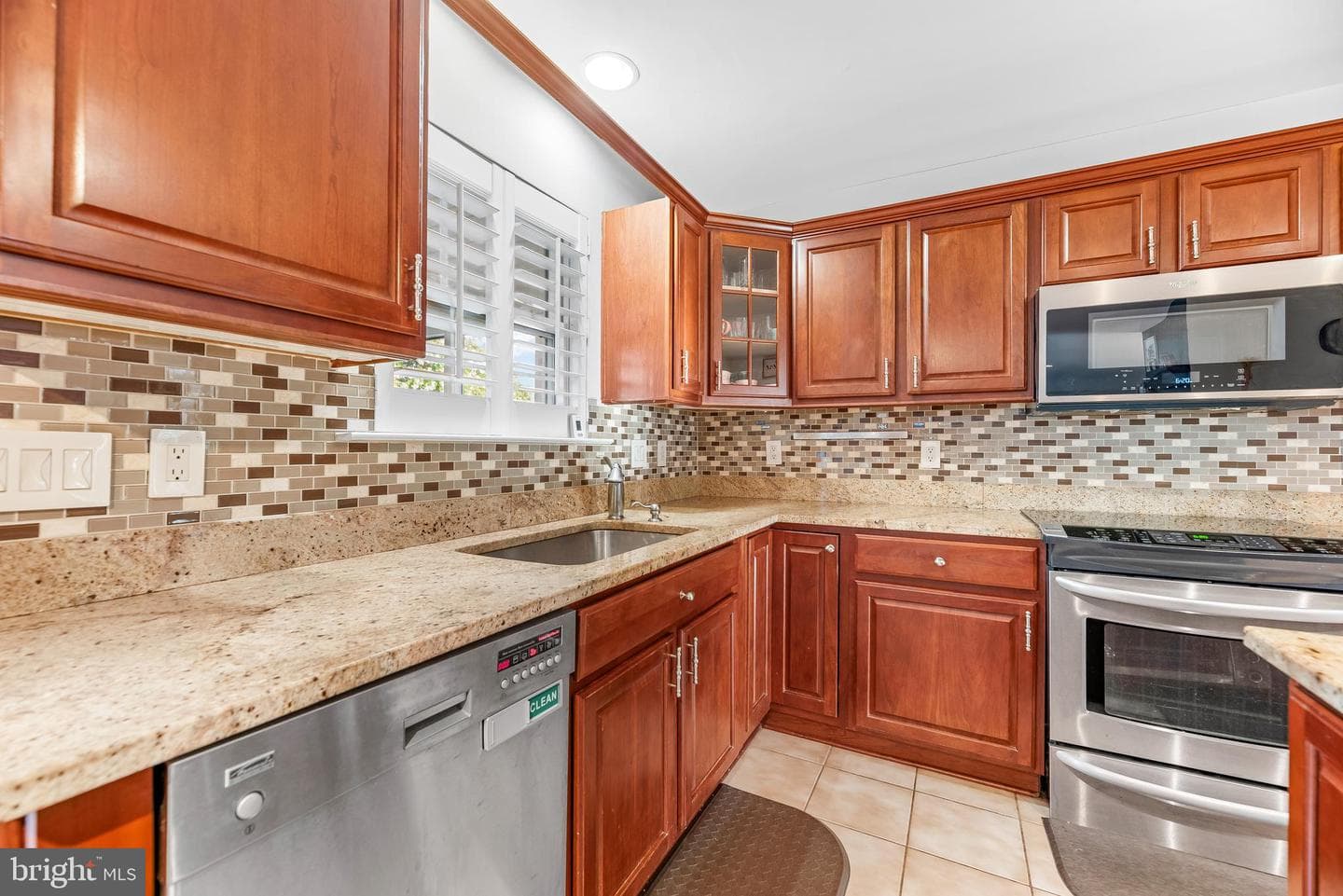 45416 Buttercup Lane photo 12