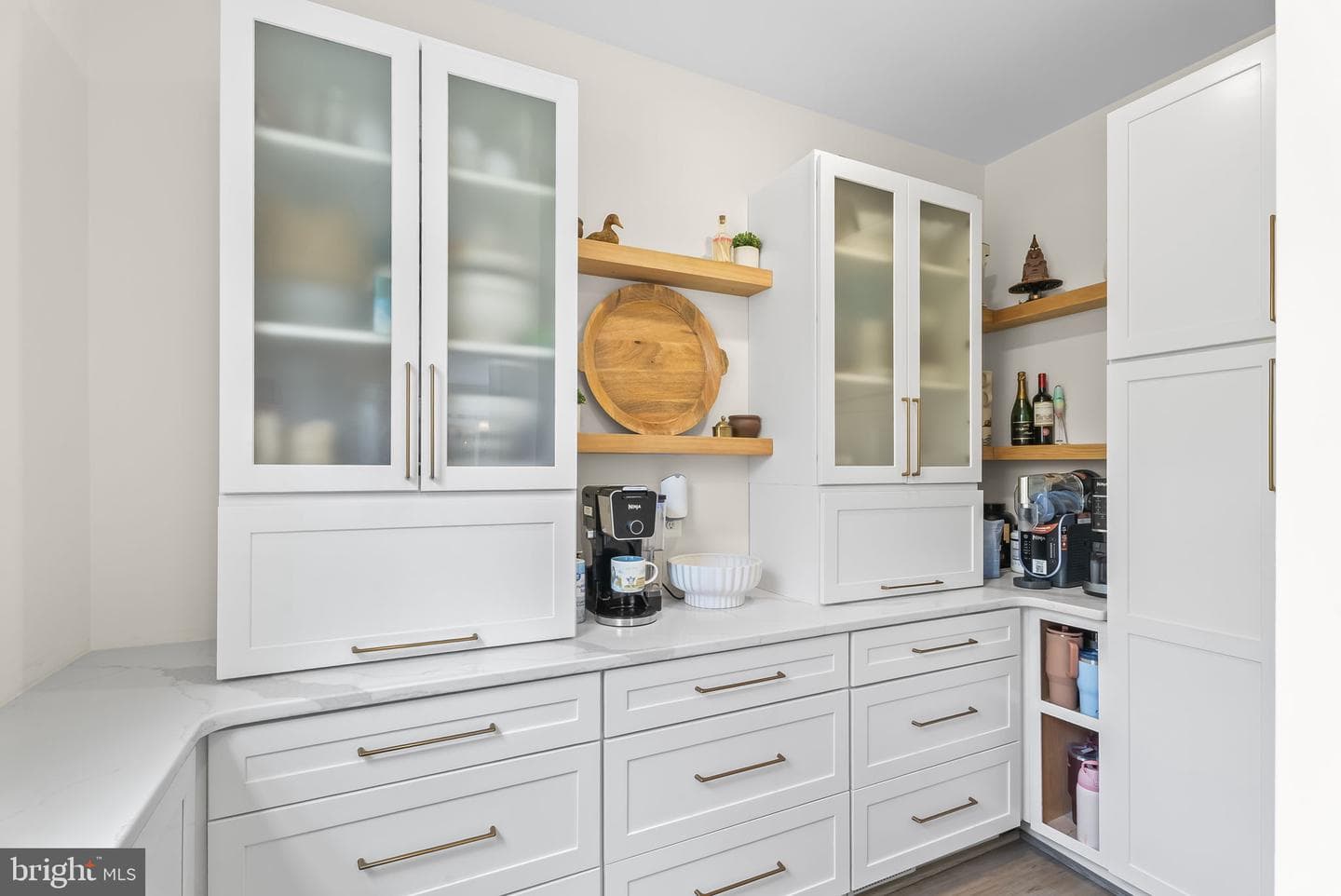 42625 Richly Ln photo 8
