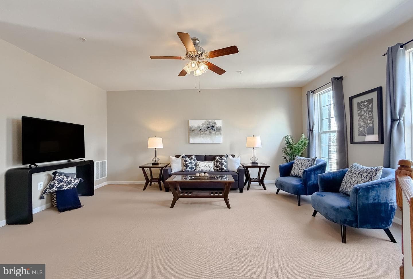 46098 W Westbury Boulevard photo 7