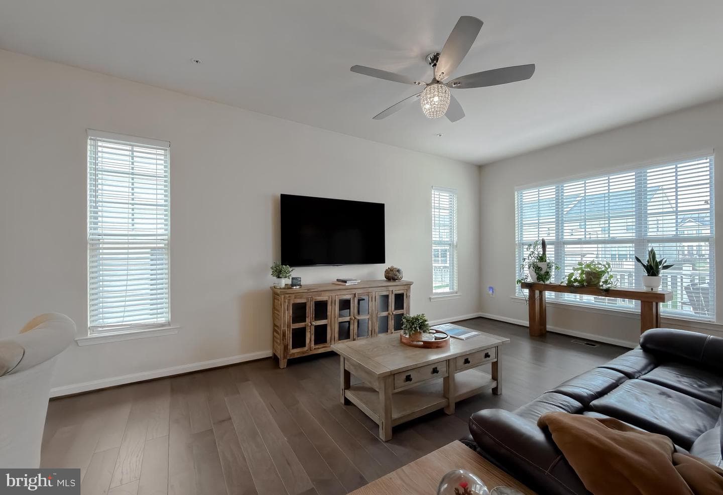 41505 Margrove Circle photo 10