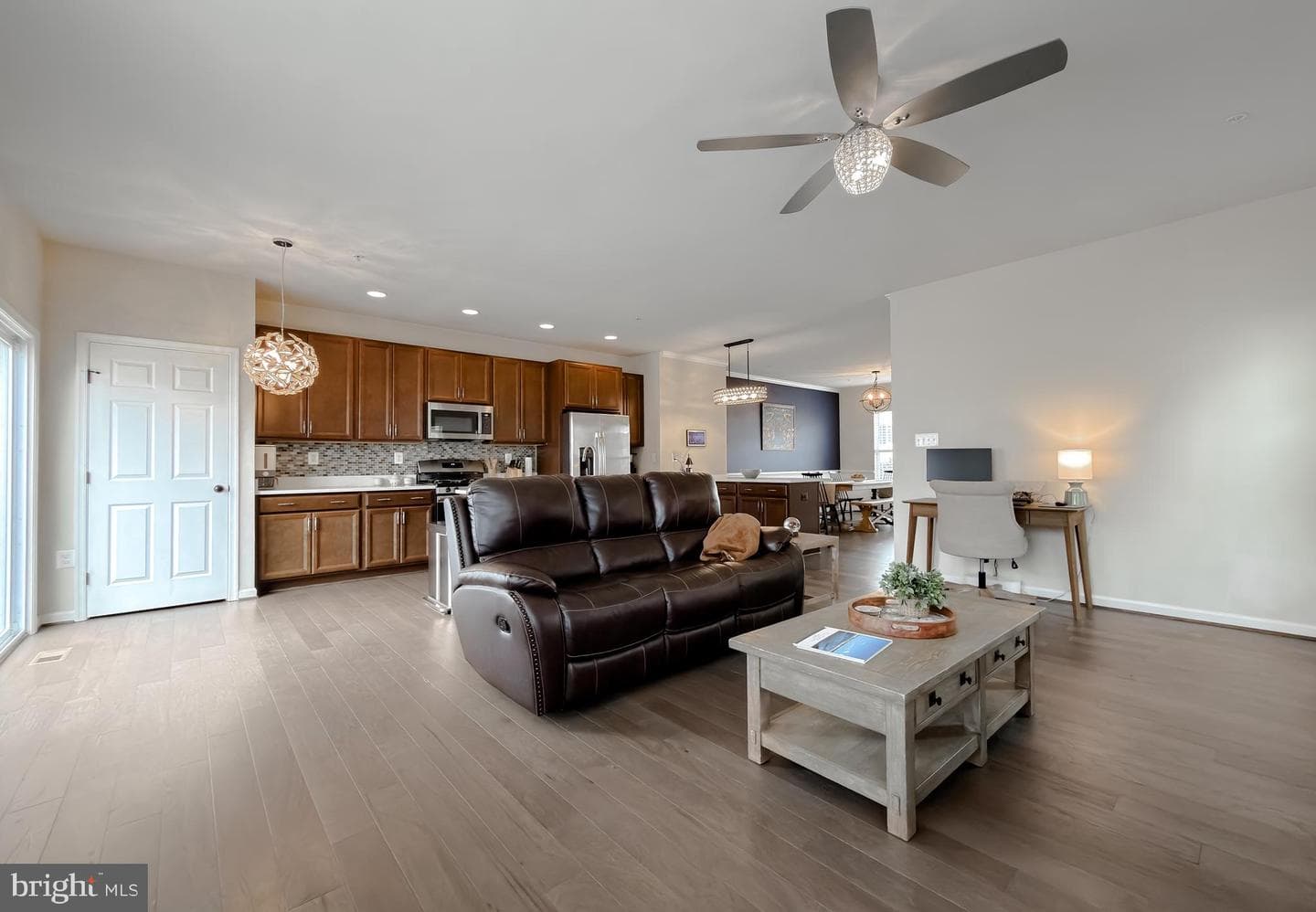41505 Margrove Circle photo 12