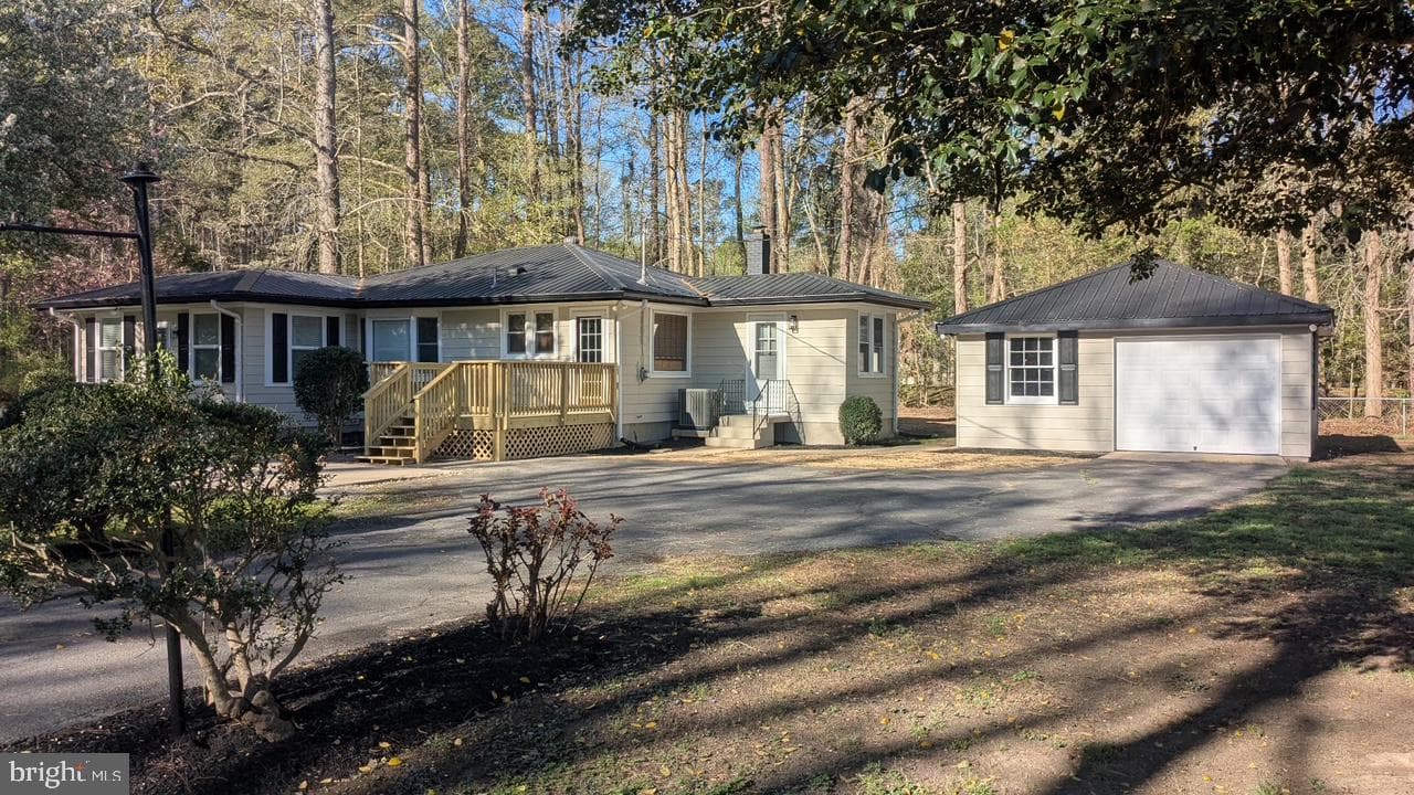 29911 Woodland Circle