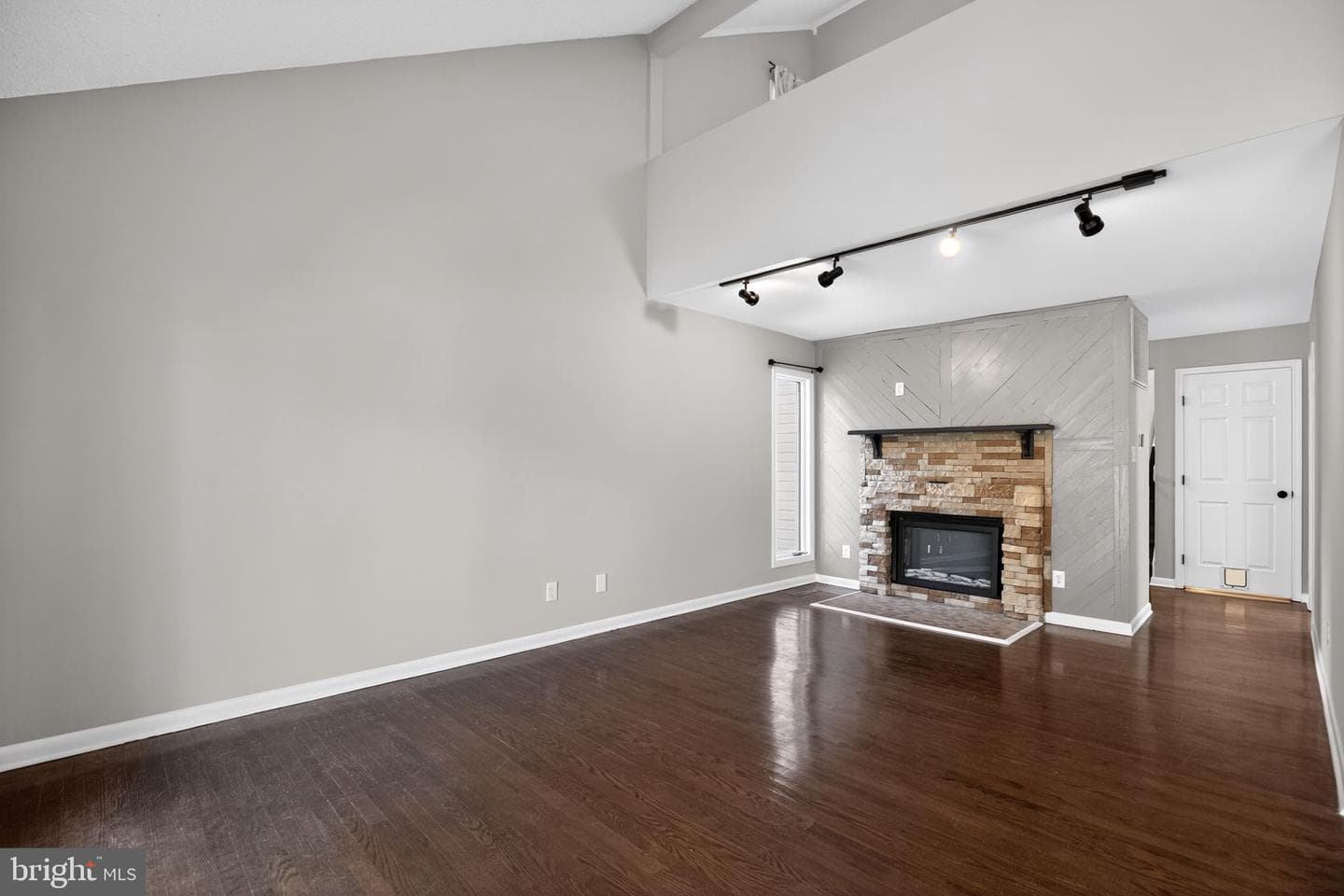 40855 Spring House Lane photo 16