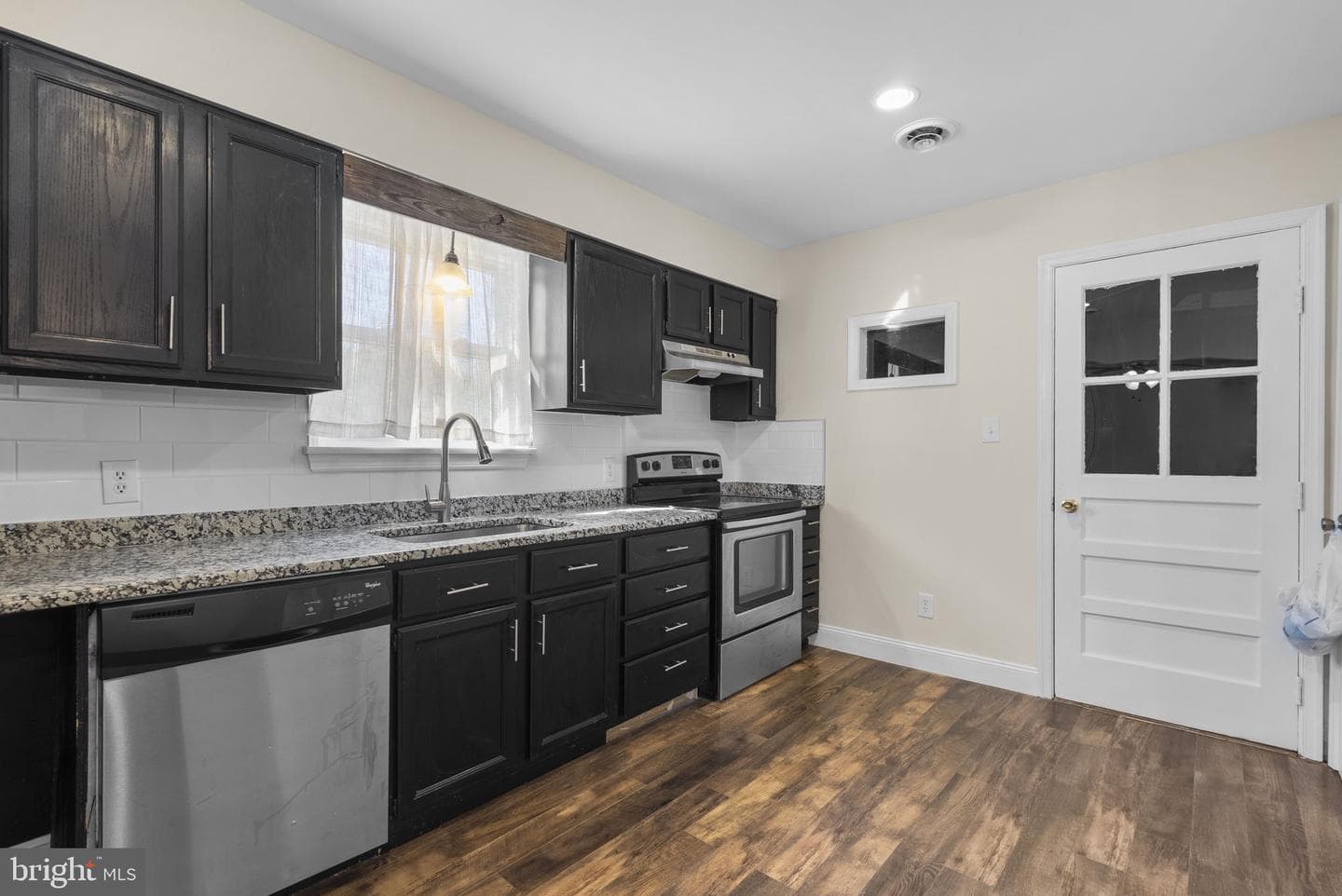 40680 Waterview Drive photo 11