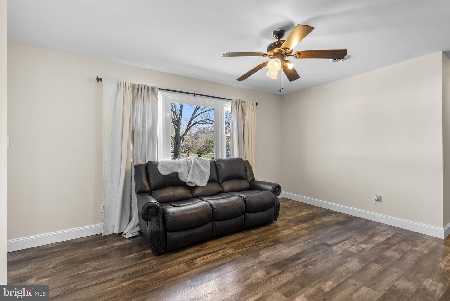 40680 Waterview Drive photo 6