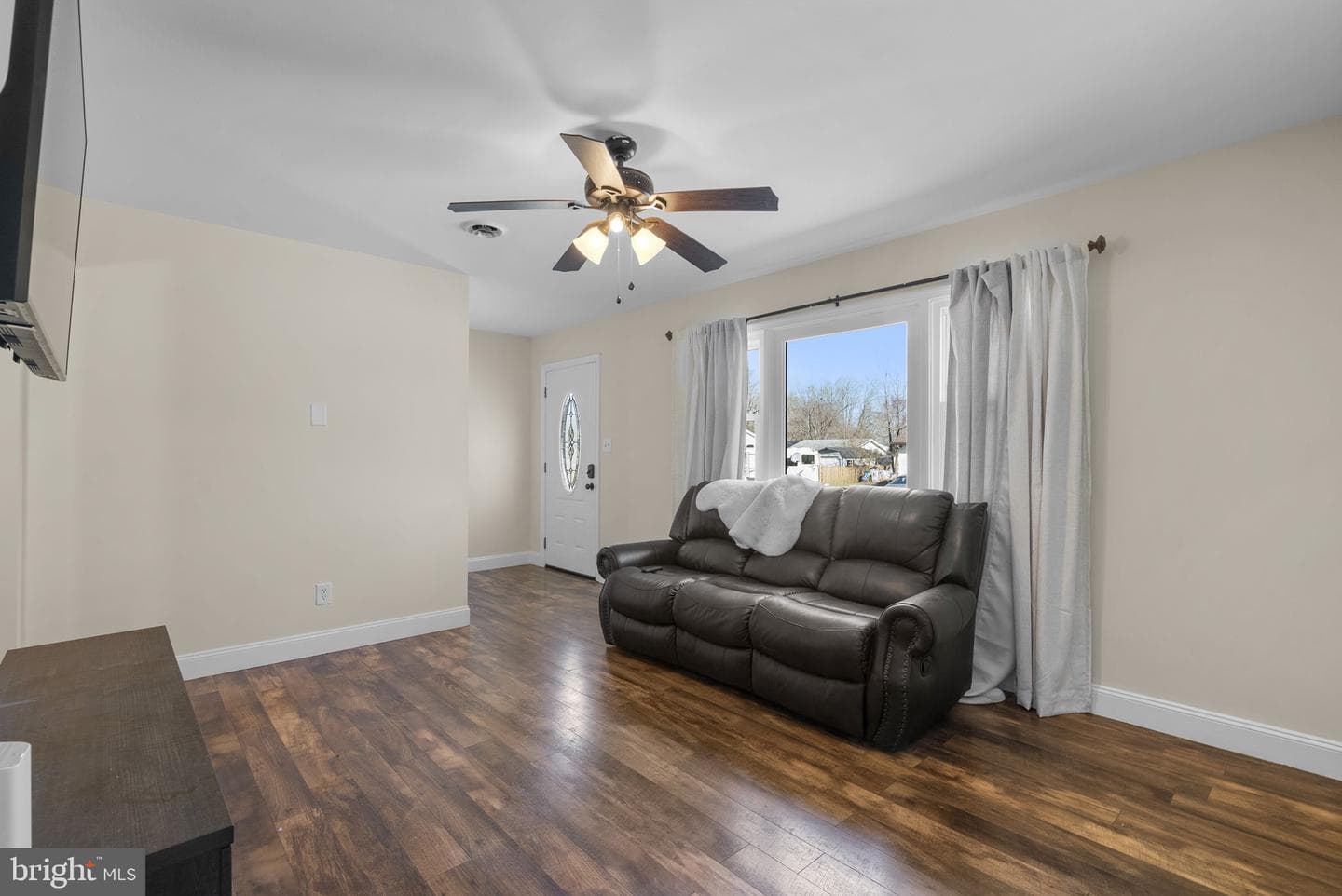 40680 Waterview Drive photo 7