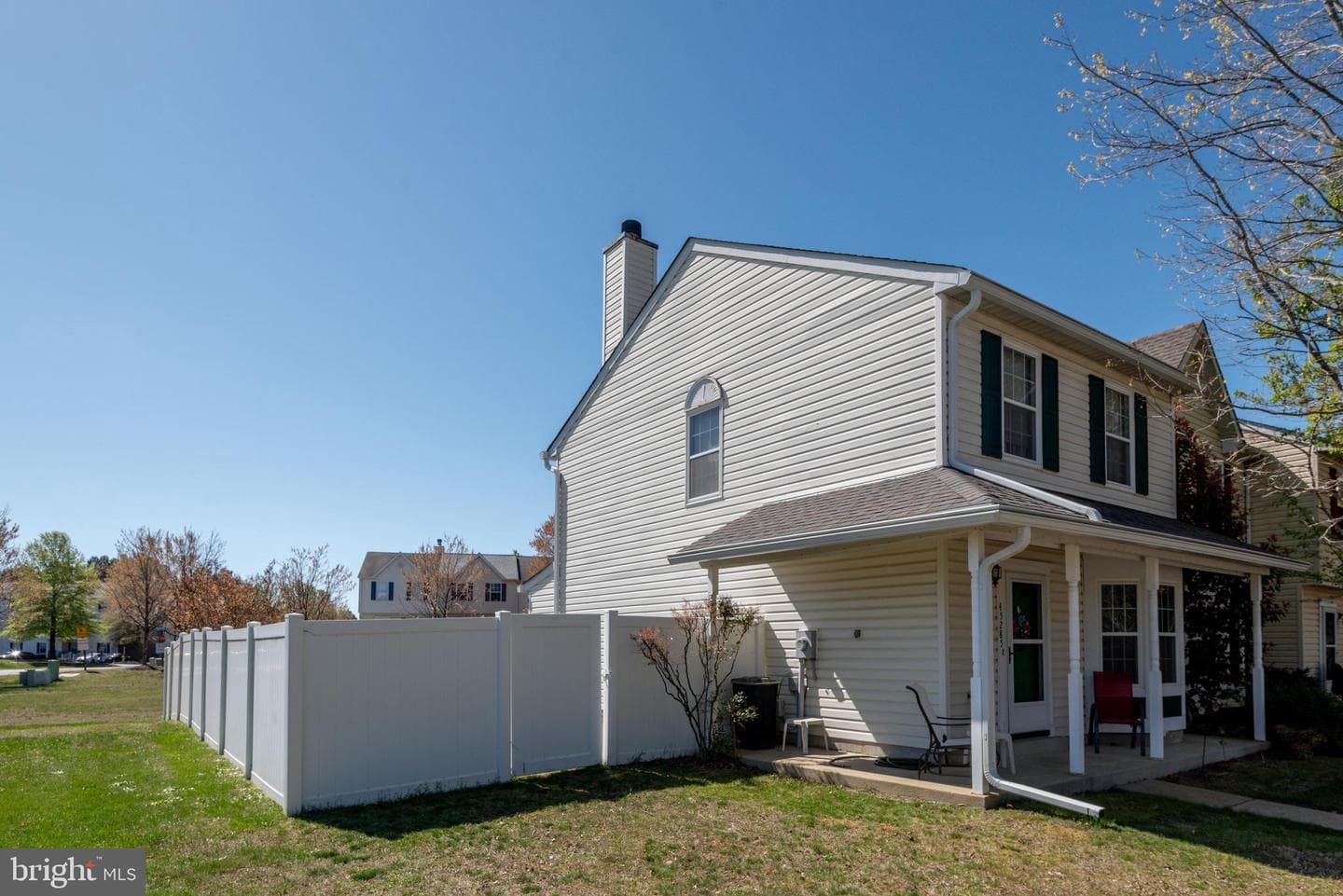 45285 Keyport Court photo 2