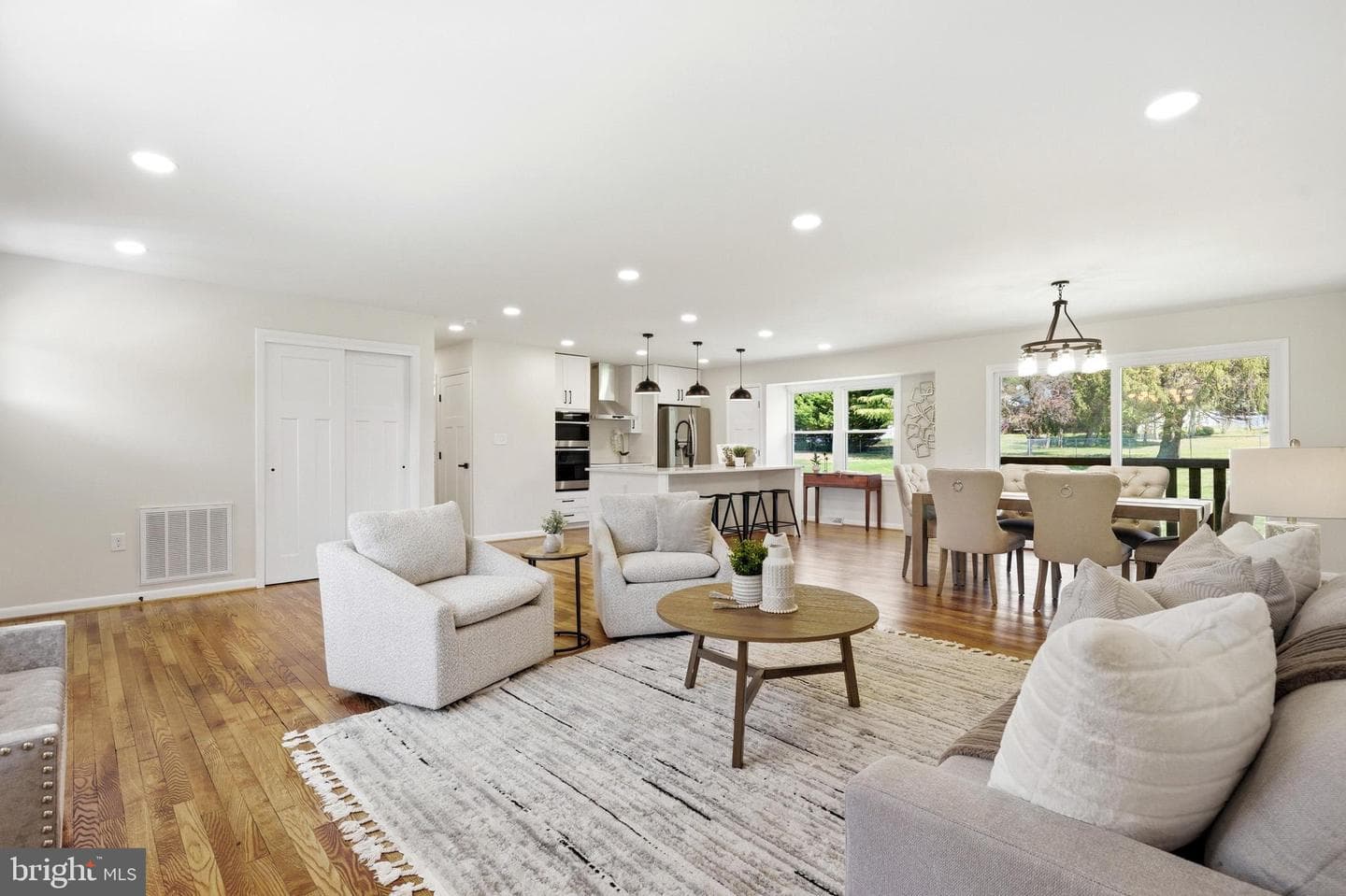 40810 Meadow Drive photo 9