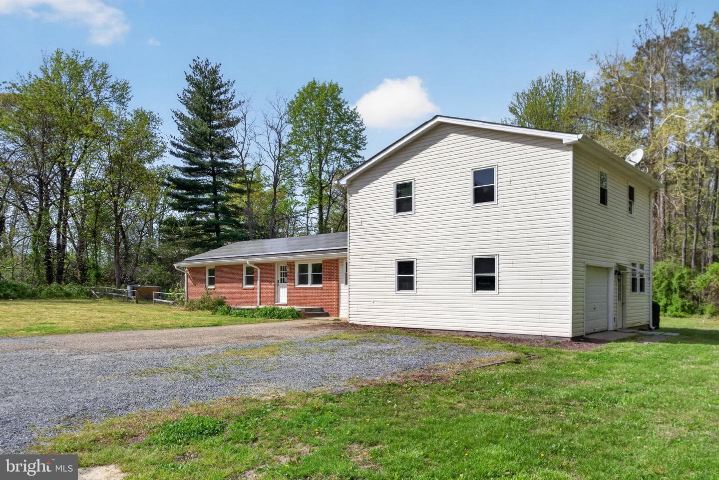 45278 Cove Manor Road photo 3
