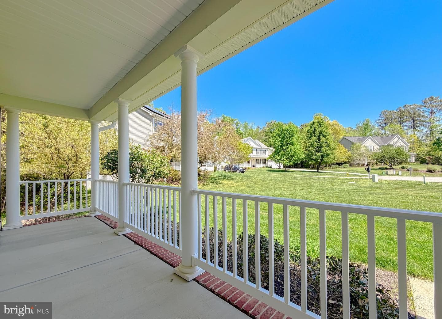 22985 Sheffield Court photo 4