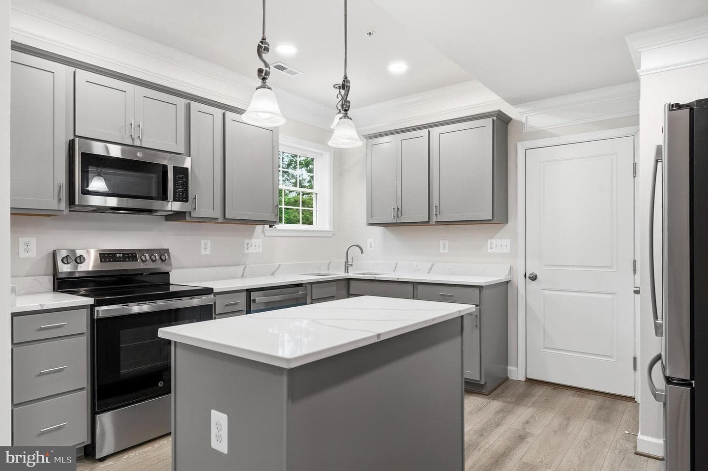 29725 Bruce Road photo 43