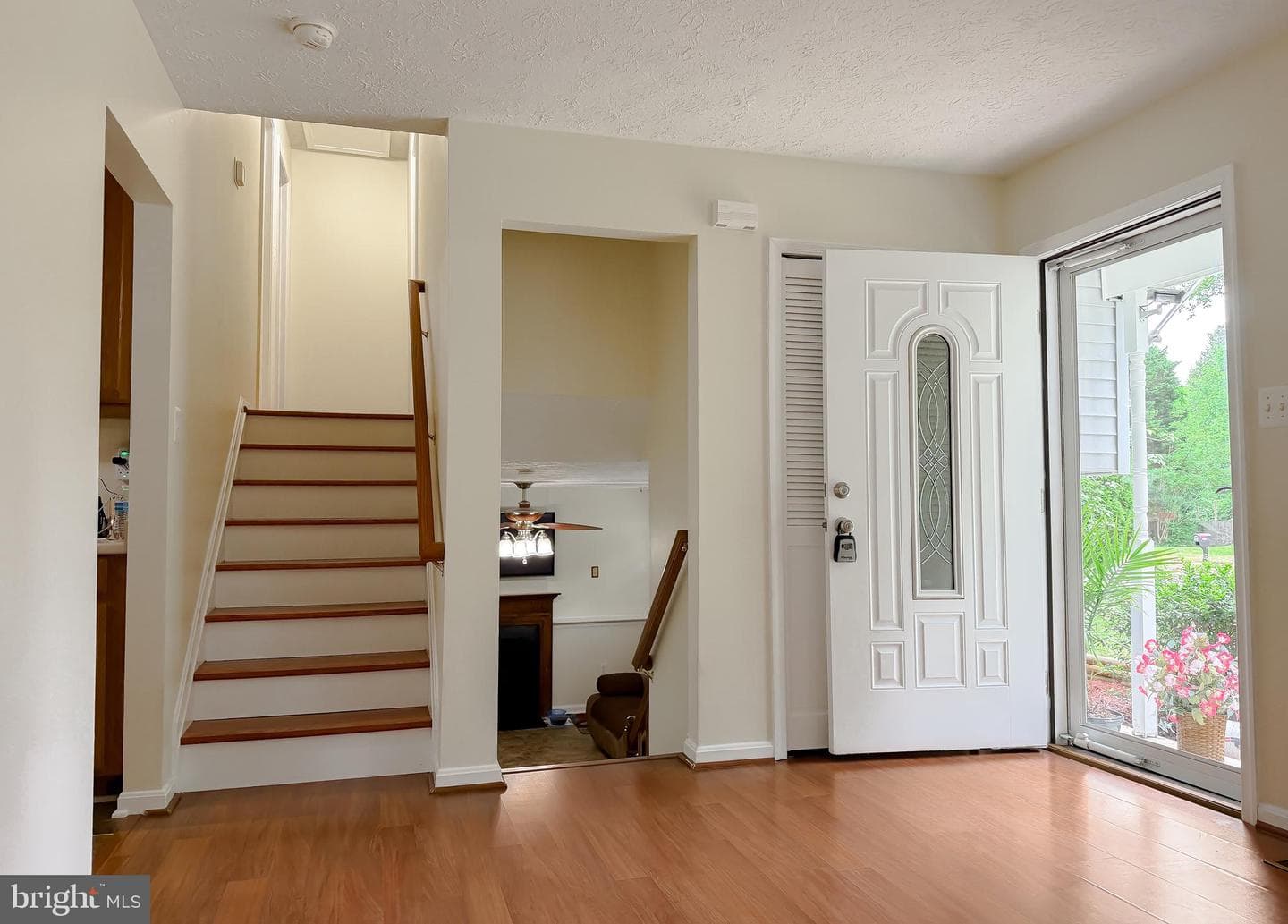 21293 Scarborough Drive photo 11