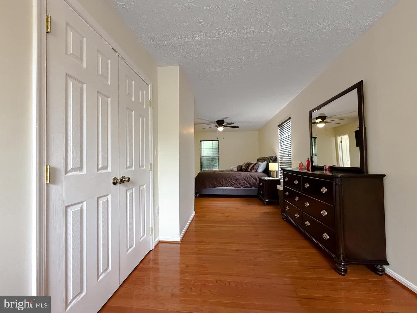 21293 Scarborough Drive photo 4