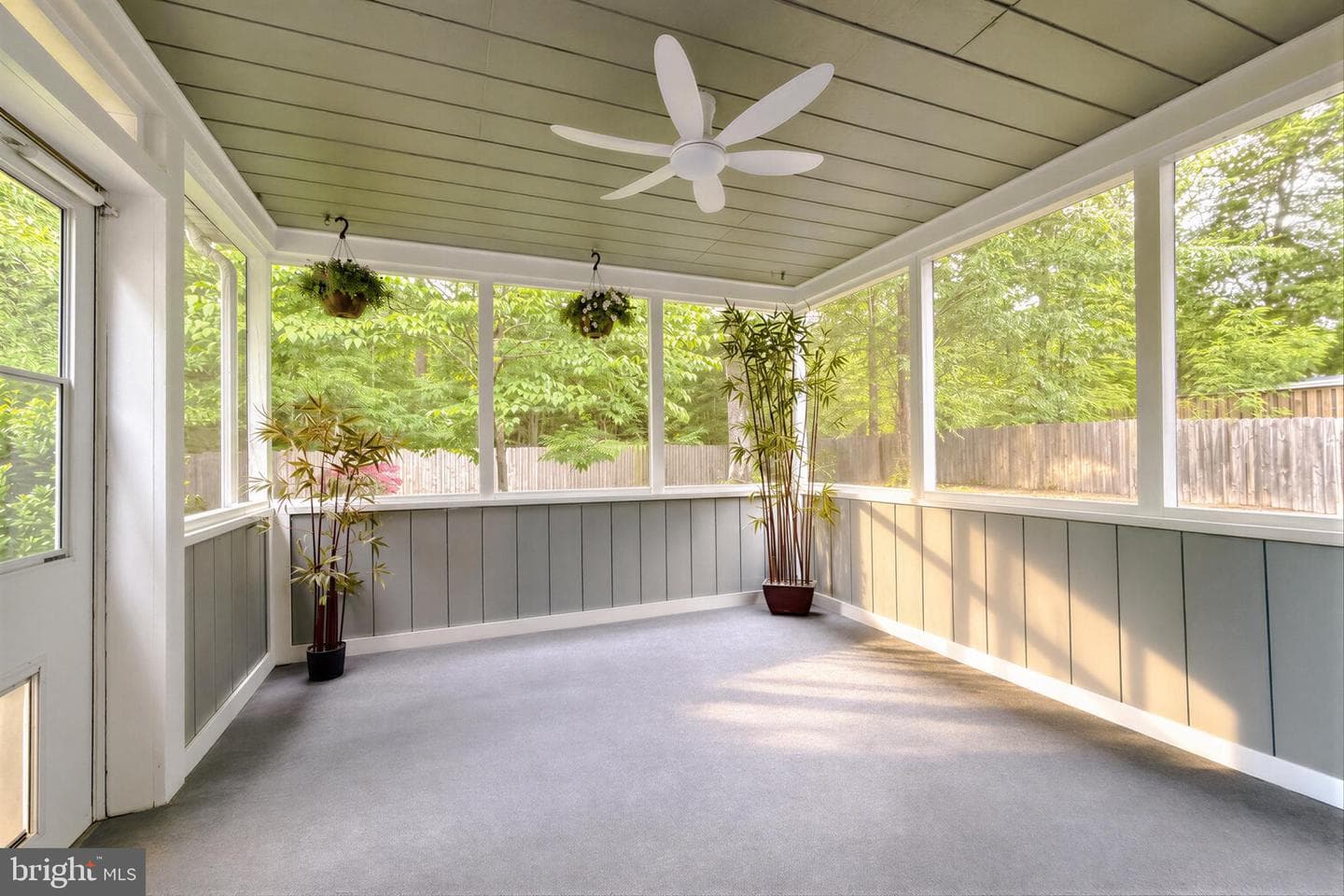 21293 Scarborough Drive photo 5