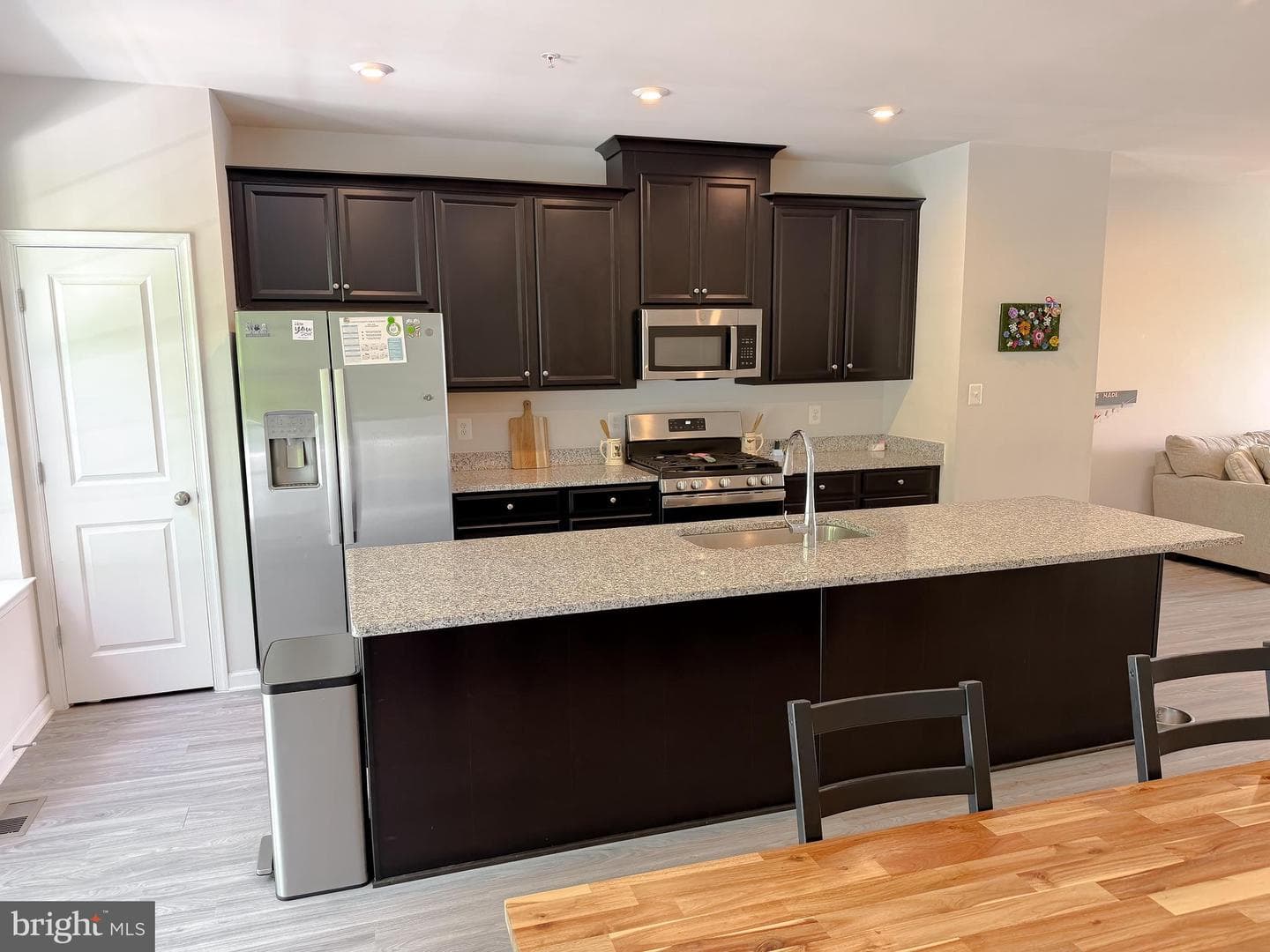44088 Eucalyptus Way photo 4