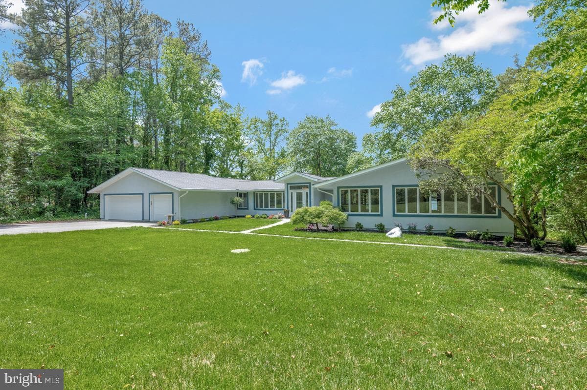 19393 N. Snow Hill Manor Road photo 3