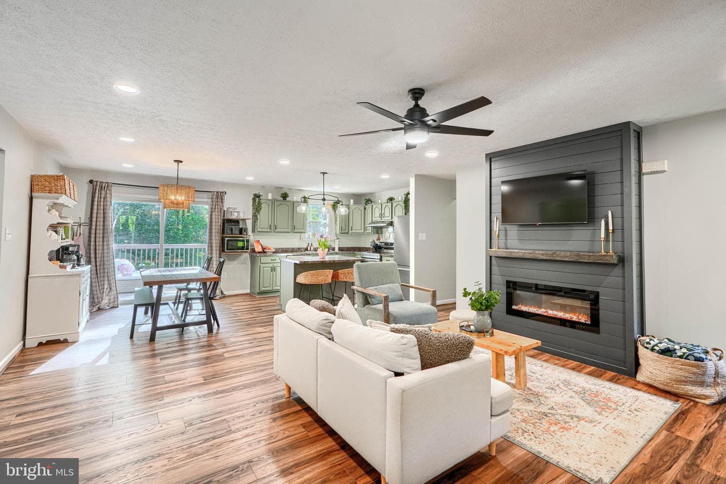 30126 Edinborough Drive photo 4