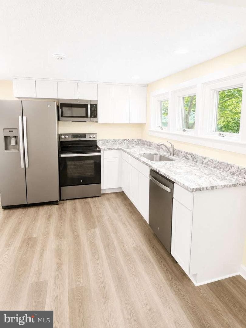 25263 Sotterley Rd photo 5