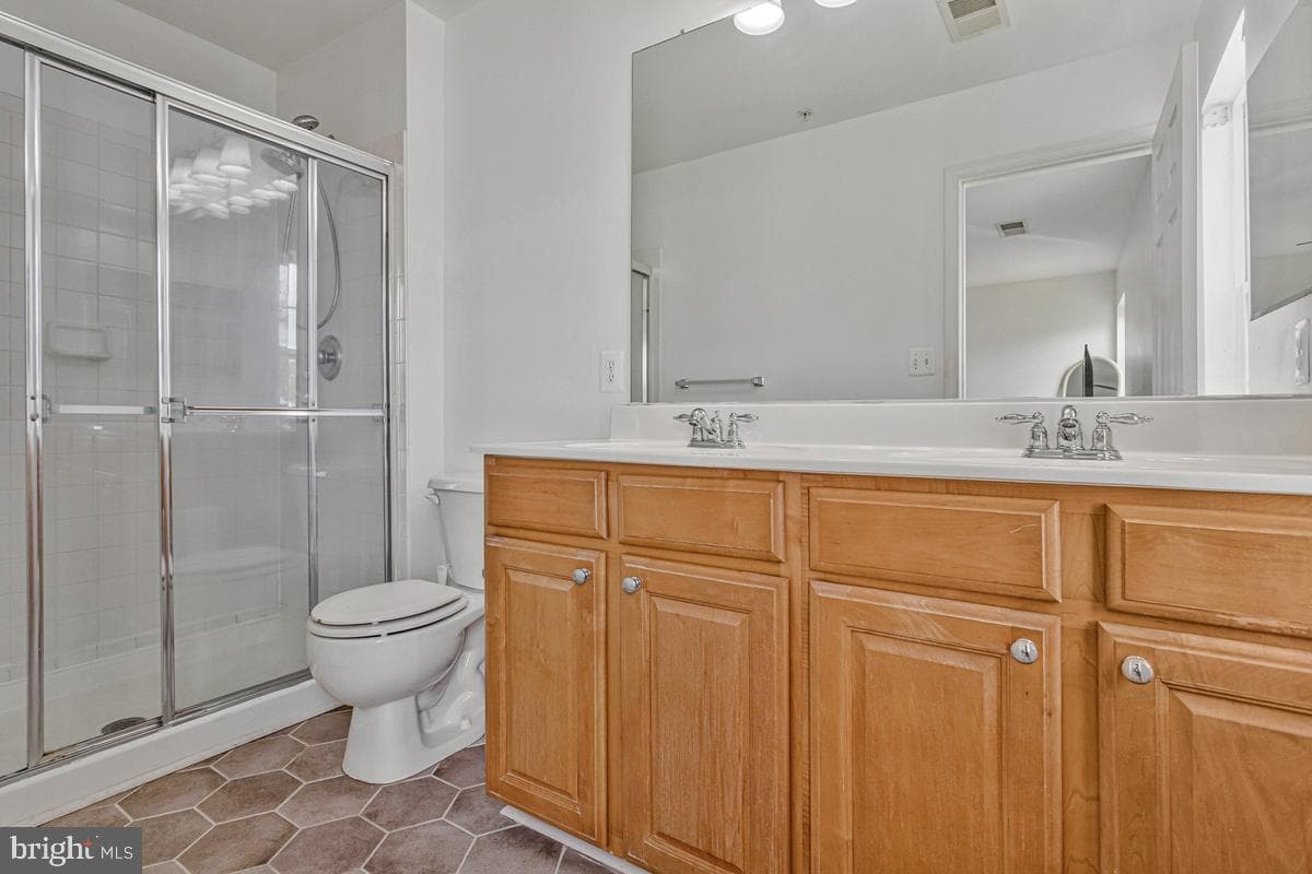 46068 W Westbury Boulevard photo 21