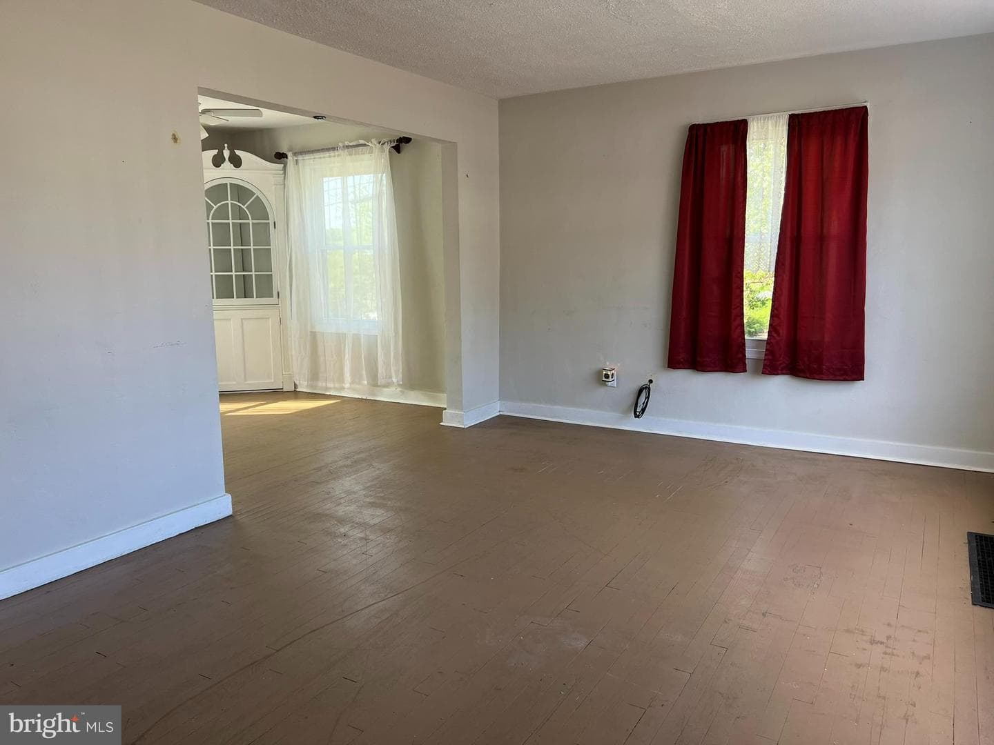 21730 Gambier Place photo 3