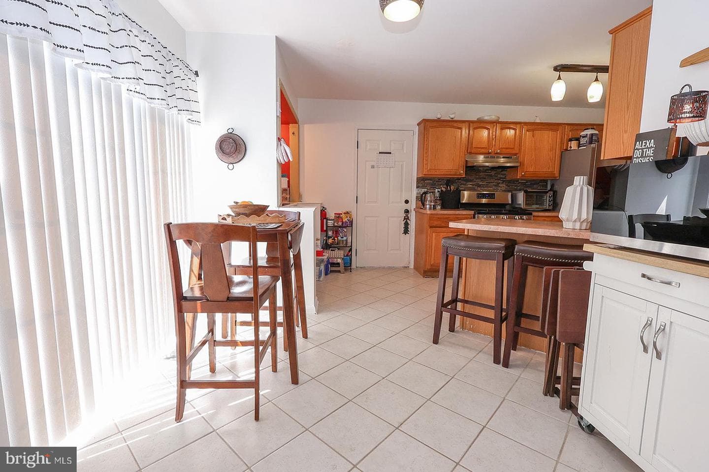 45525 Sunflower Street photo 20