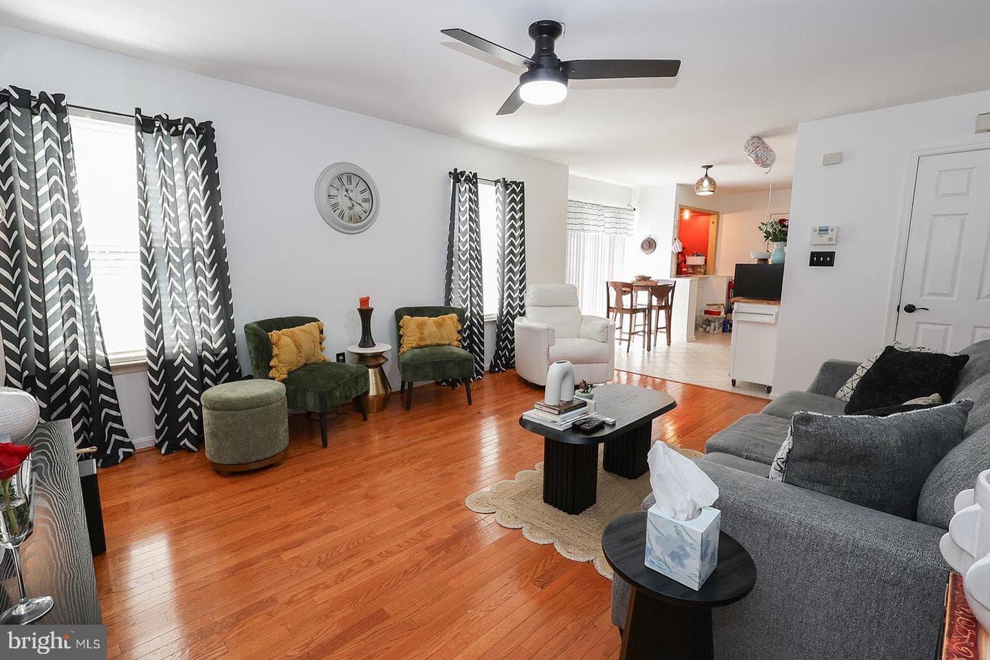 45525 Sunflower Street photo 27