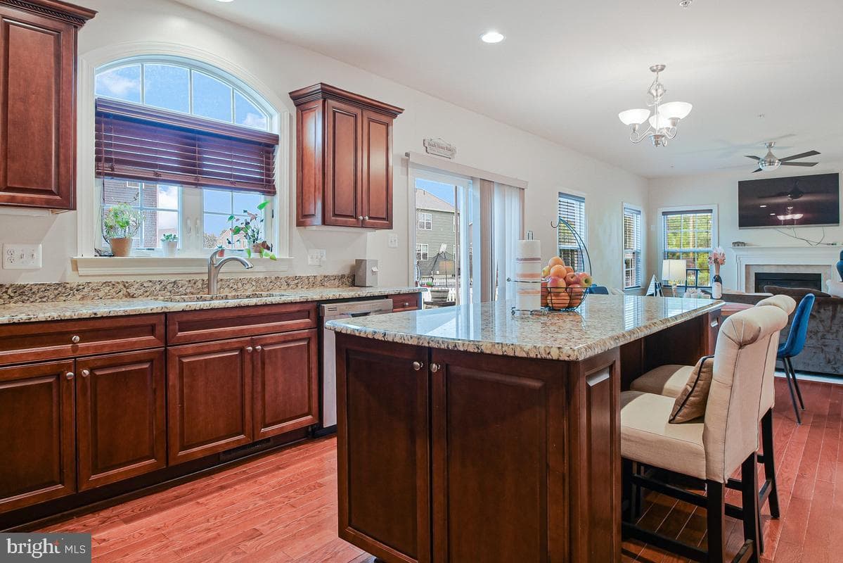 46836 Shelton Drive photo 6