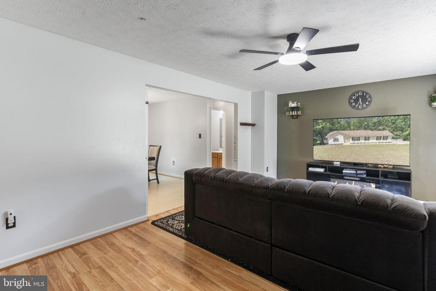 37362 E Spicer Drive photo 5