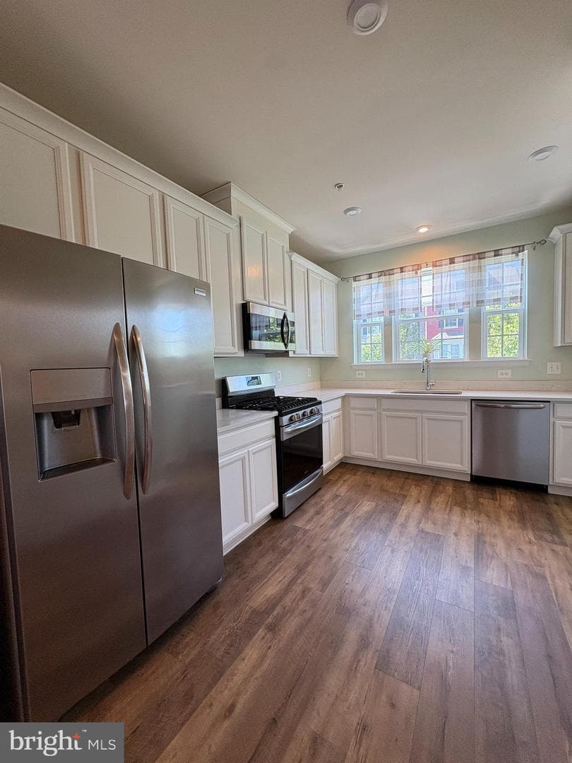 43767 Winterberry Way photo 2